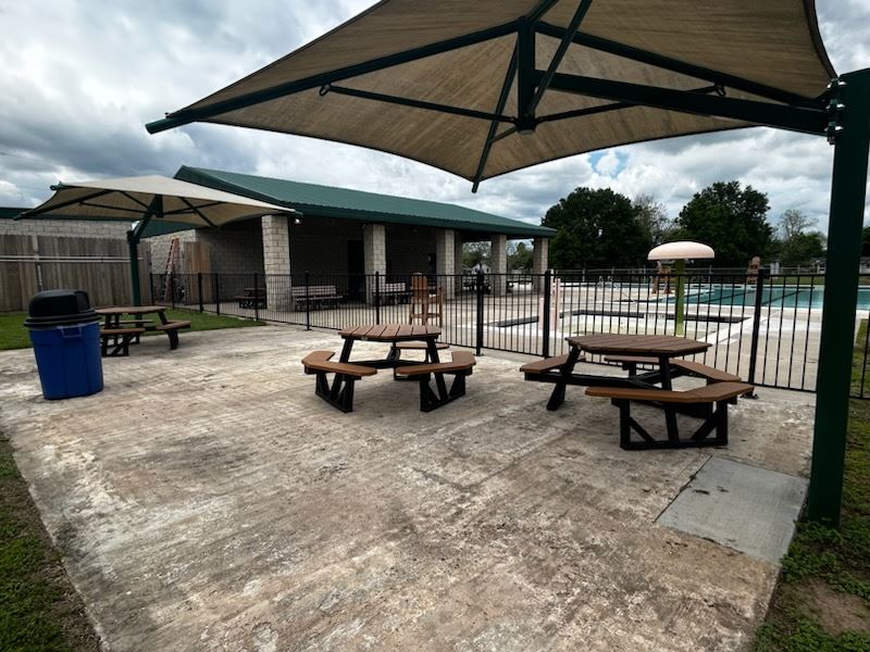 photo of Hilliard Pool Party Area