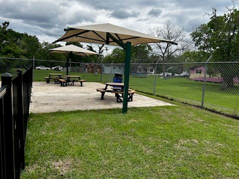 photo of Hilliard Pool Party Area