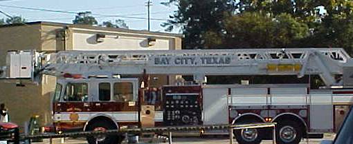 Bay City Fire Engine - 1997 Smeal Freightliner Pumper