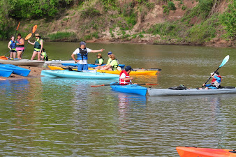 Kayakers on Riverside bank 2